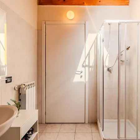 Piazza San Giuseppe-6 By Interhome Apartamento *