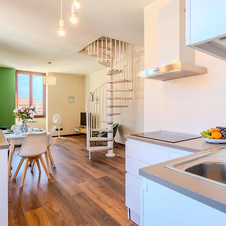 Piazza San Giuseppe-6 By Interhome *